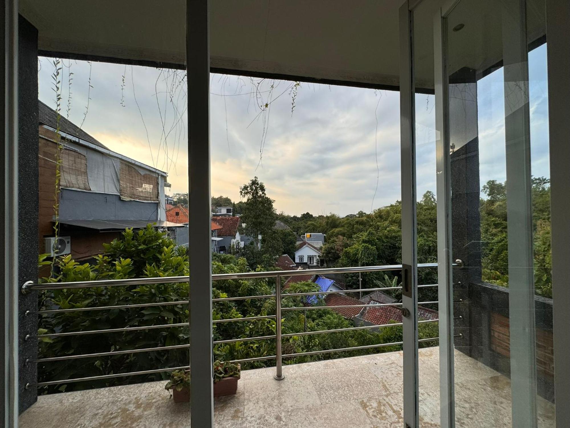Giri Hill Homestay Nusa Dua  Ngoại thất bức ảnh